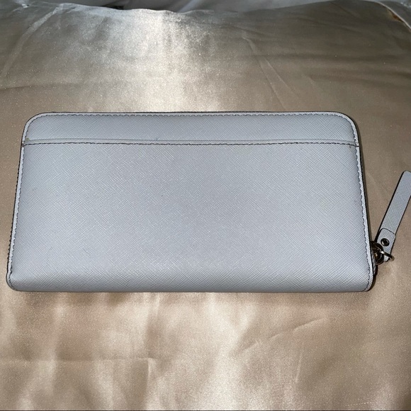 Kate Spade Wallet - Picture 2 of 5